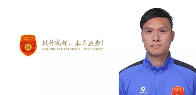 同时，电影还发布了一组聚焦社区服务人员的剧照，定格了基层工作者们守护千万家庭的温暖身影，向每一位在基层默默付出的工作者致以诚挚的谢意